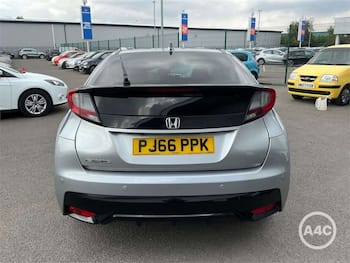 Used Honda Civic 2016 for sale - 79826842: Photo