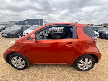 Used Toyota IQ 2011 for sale - 79253557: Photo