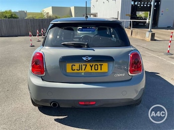 Used MINI Hatch 2017 for sale - 78594582: Photo