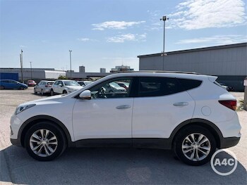 Used Hyundai Santa Fe 2016 for sale - 78594558: Photo