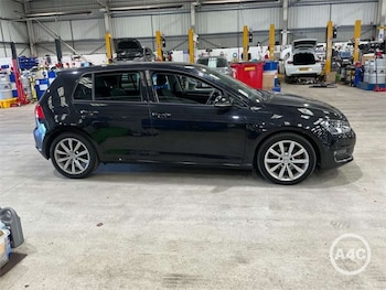 Used Volkswagen Golf 2015 for sale - 79449572: Photo