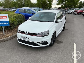 Used Volkswagen Polo 2016 for sale - 78605224: Photo