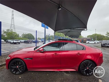Used Jaguar XE 2018 for sale - 78654389: Photo