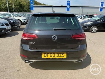 Used Volkswagen Golf 2019 for sale - 79308052: Photo