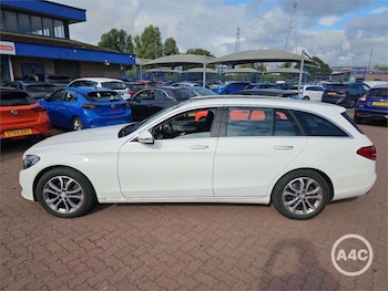Used Mercedes-Benz C Class 2016 for sale - 79449584: Photo