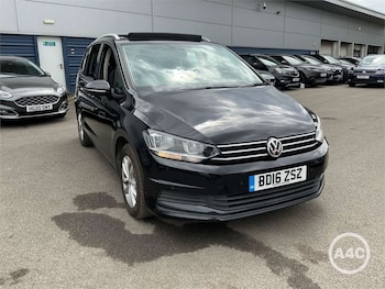 Used Volkswagen Touran 2016 for sale - 79124255: Photo