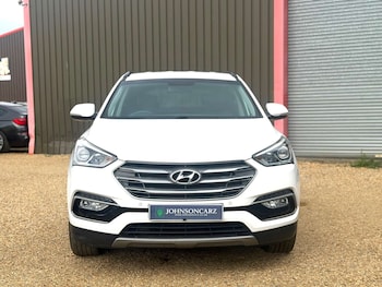 Used Hyundai Santa Fe 2016 for sale - 79044732: Photo