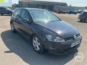 Used Volkswagen Golf 2017 for sale - 78755854: Photo