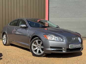 Used Jaguar XF 2010 for sale - 79392145: Photo