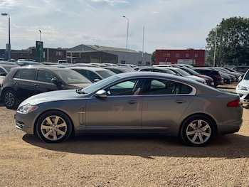 Used Jaguar XF 2010 for sale - 79392145: Photo