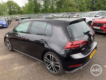 Used Volkswagen Golf 2018 for sale - 78654391: Photo