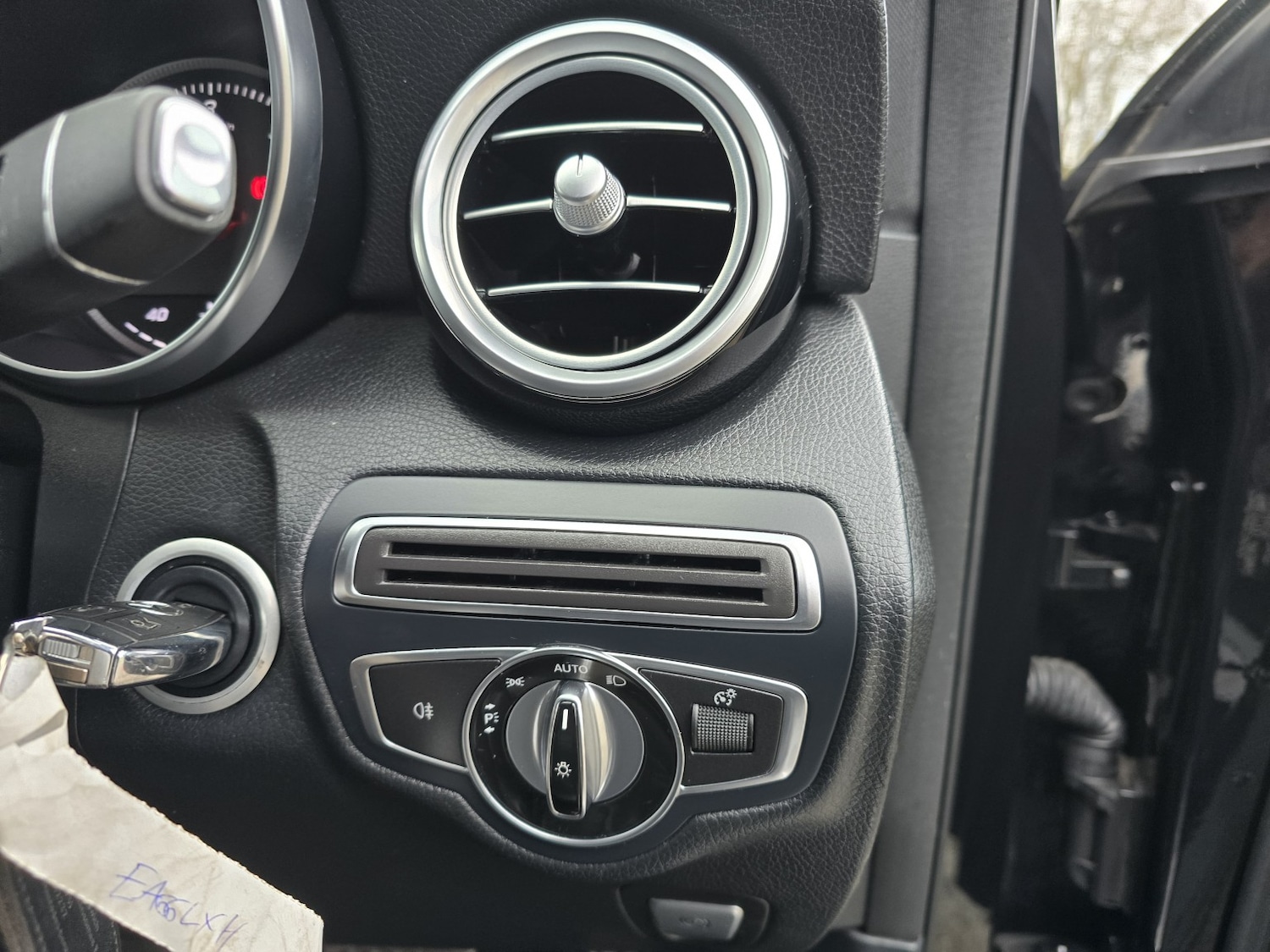 Used Mercedes-Benz GLC 2016 for sale - 76891770: Photo 29