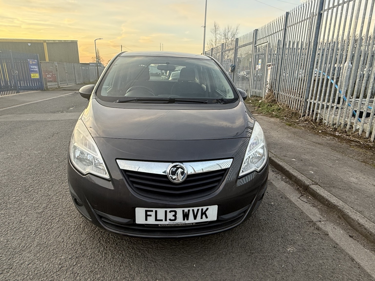 Used Vauxhall Meriva 2013 for sale - 78056998: Photo 2