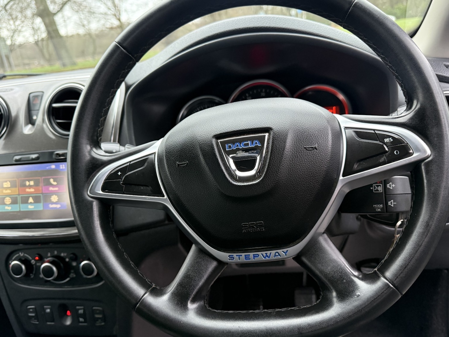 Used Dacia Sandero Stepway 2018 for sale - 77303758: Photo 37