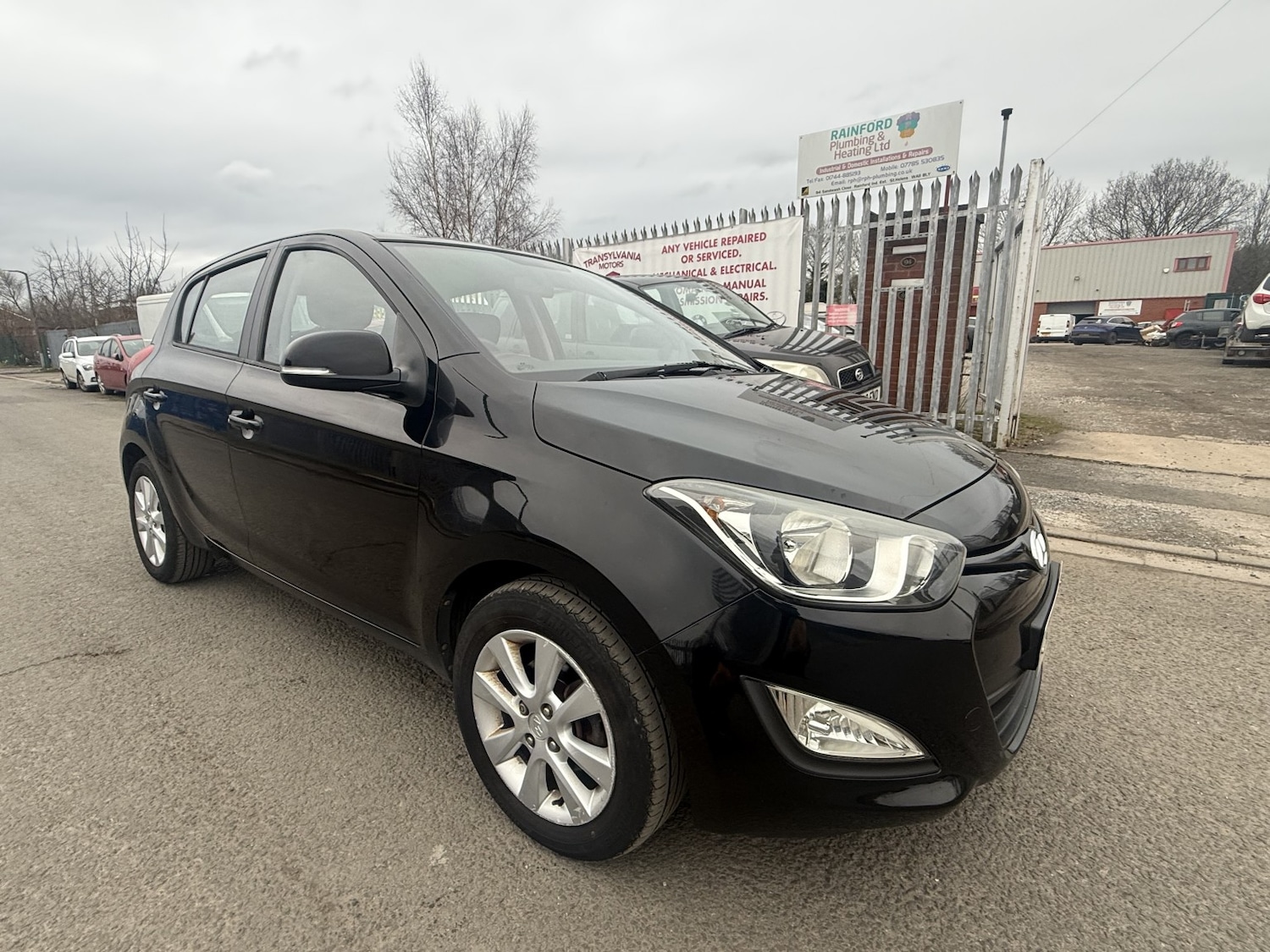 Used Hyundai i20 2013 for sale - 77921259: Photo 2