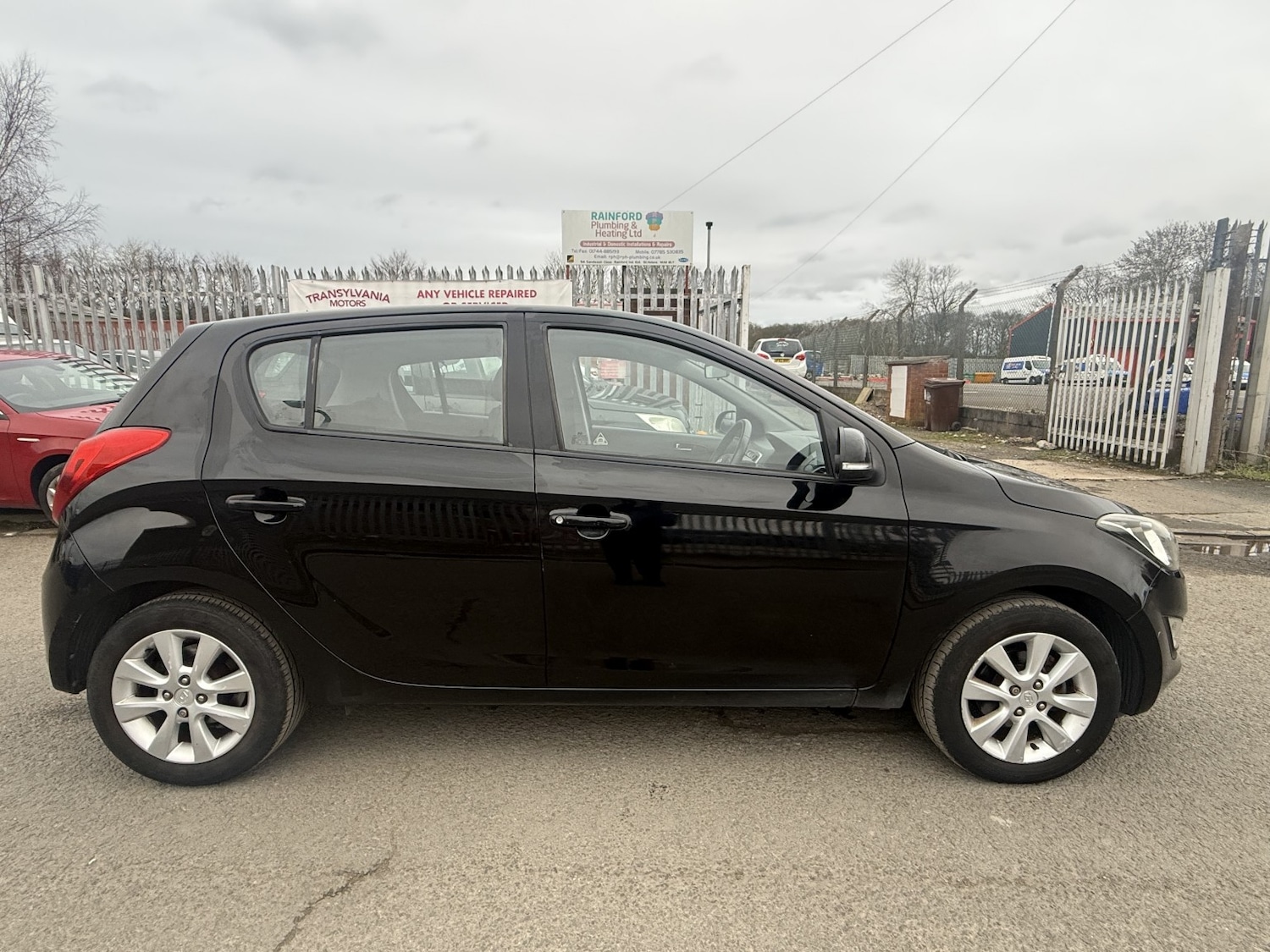 Used Hyundai i20 2013 for sale - 77921259: Photo 3