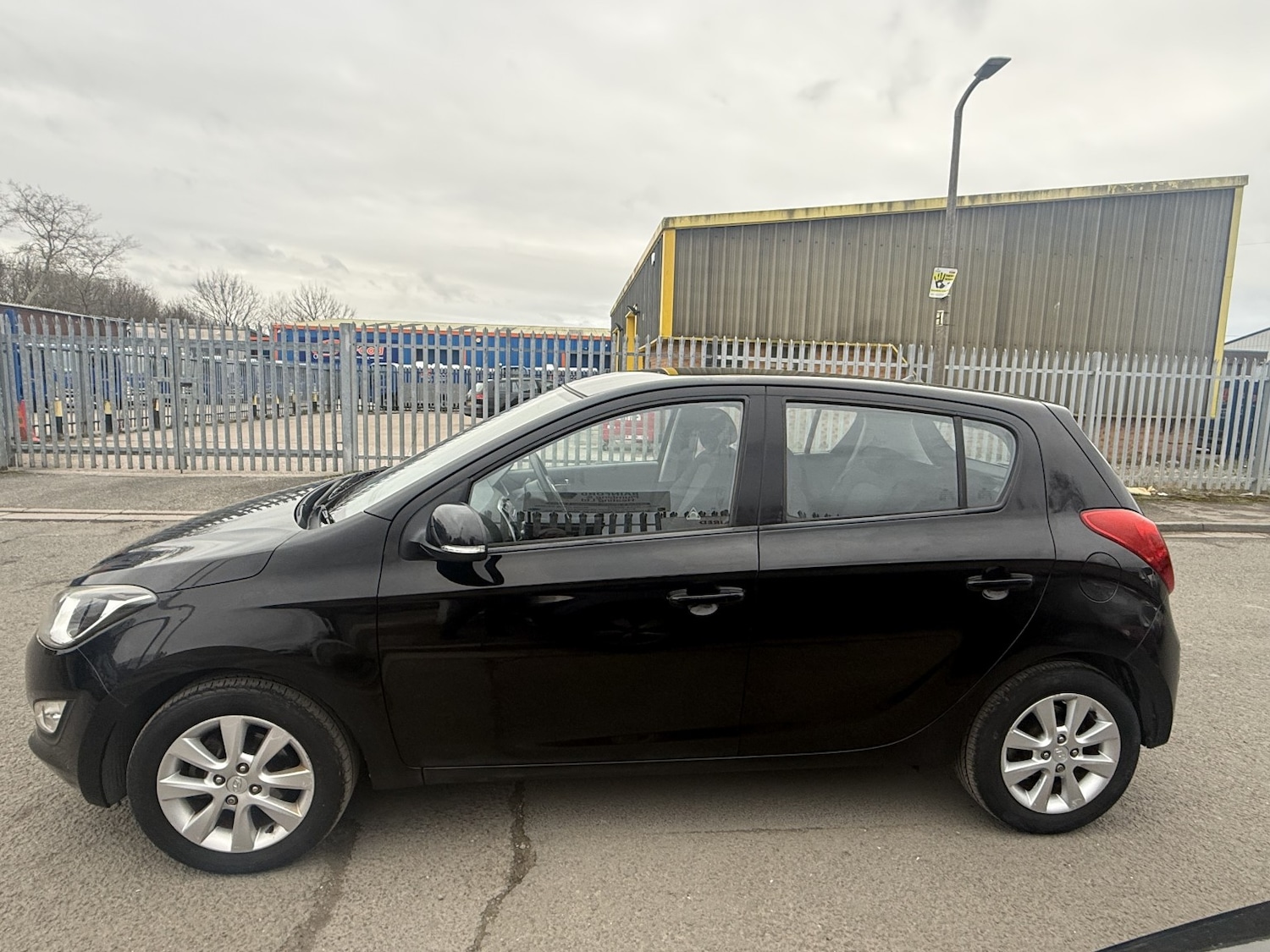 Used Hyundai i20 2013 for sale - 77921259: Photo 7
