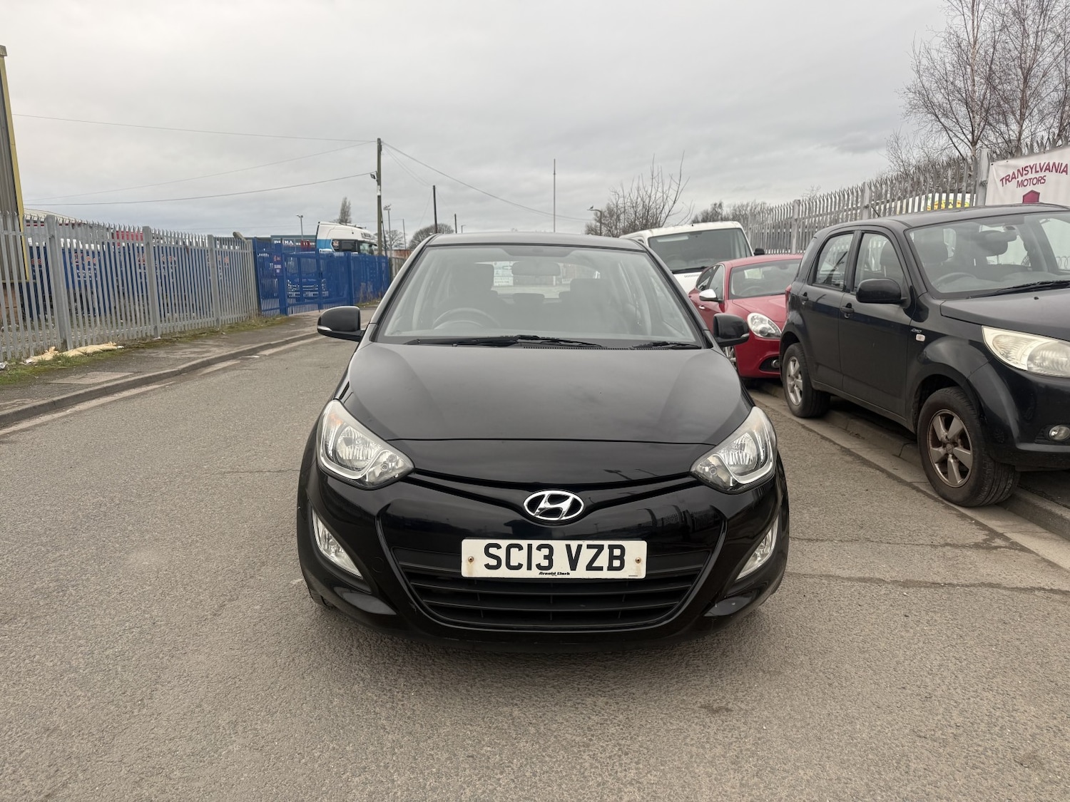 Used Hyundai i20 2013 for sale - 77921259: Photo 9