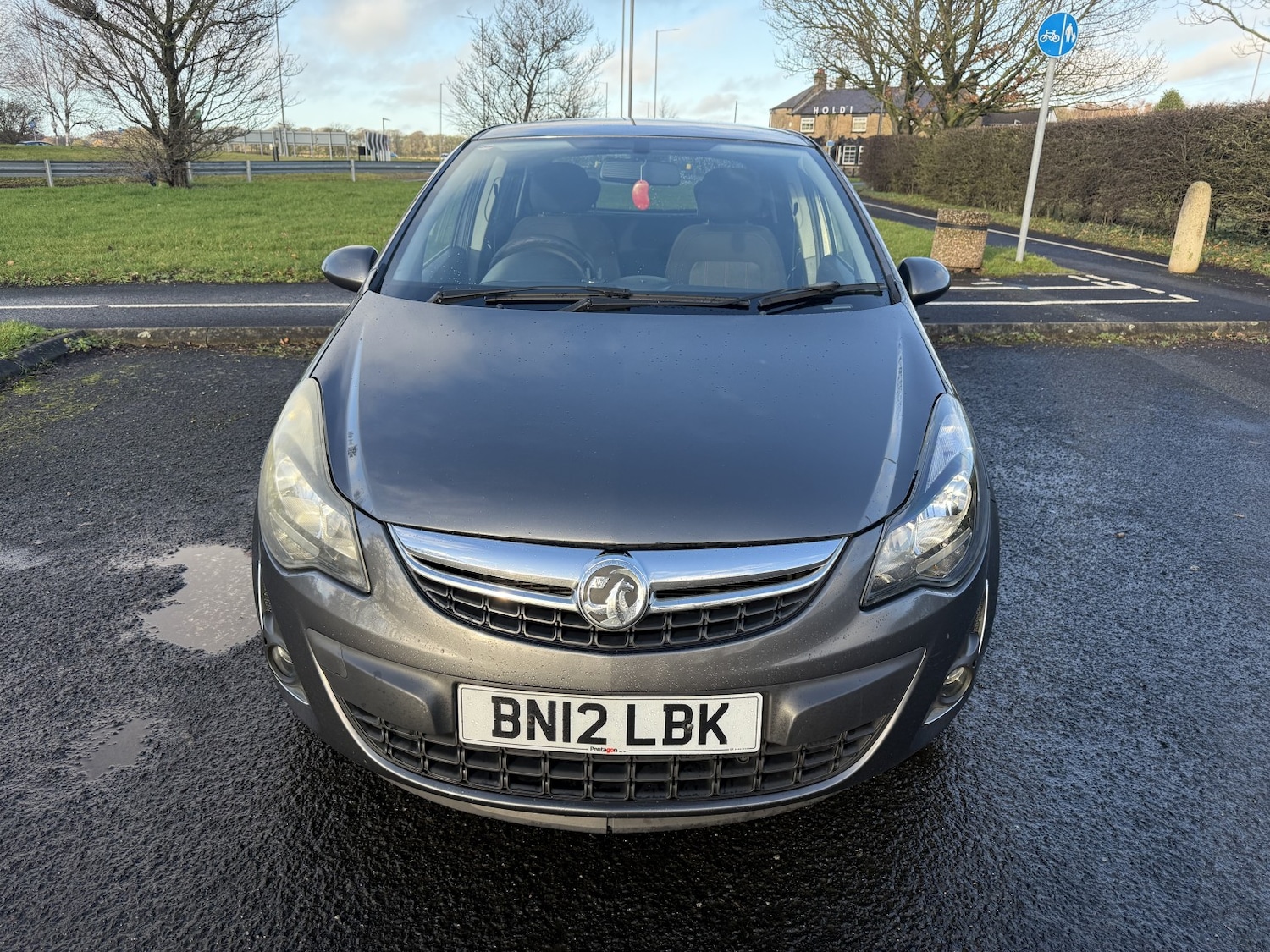 Used Vauxhall Corsa 2012 for sale - 77189397: Photo 2