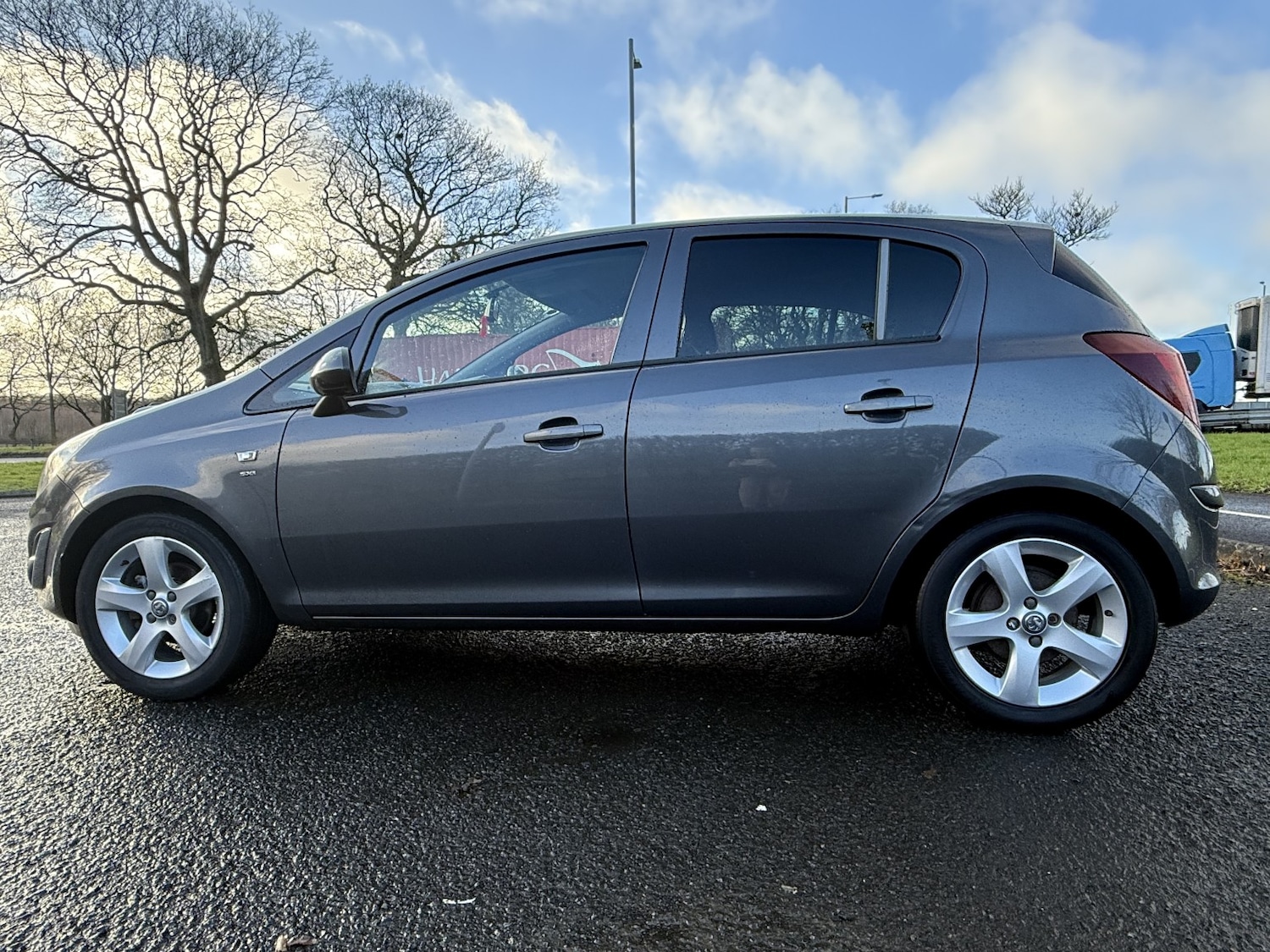 Used Vauxhall Corsa 2012 for sale - 77189397: Photo 7