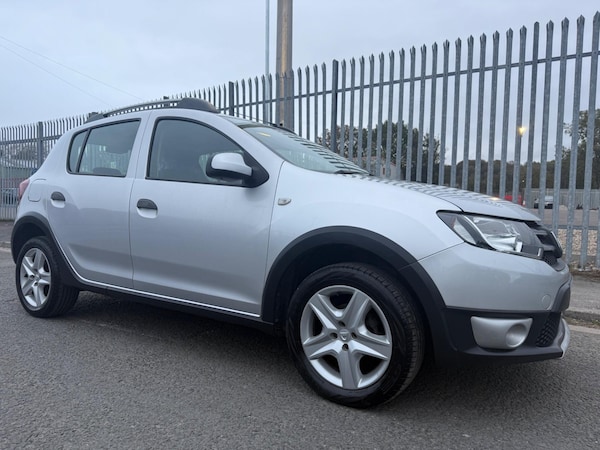 Used Dacia Sandero Stepway 2014 for sale - 76227228: Photo 13
