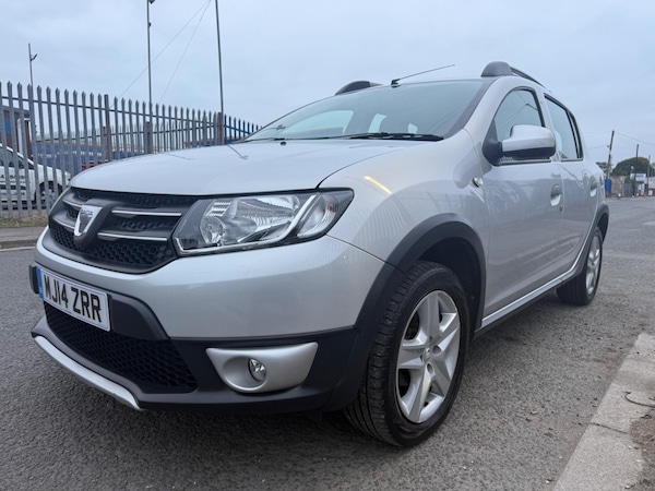 Used Dacia Sandero Stepway 2014 for sale - 76227228: Photo 15
