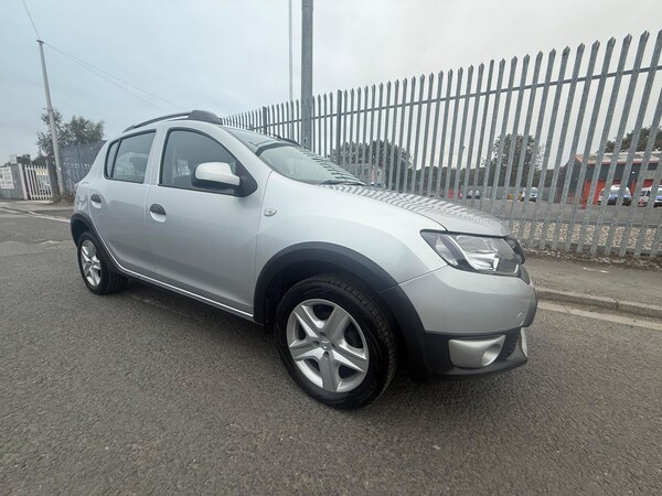 Used Dacia Sandero Stepway 2014 for sale - 76227228: Photo 1