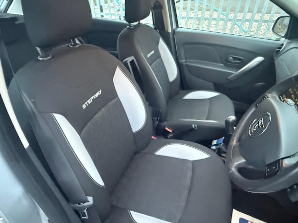 Used Dacia Sandero Stepway 2014 for sale - 76227228: Photo 27