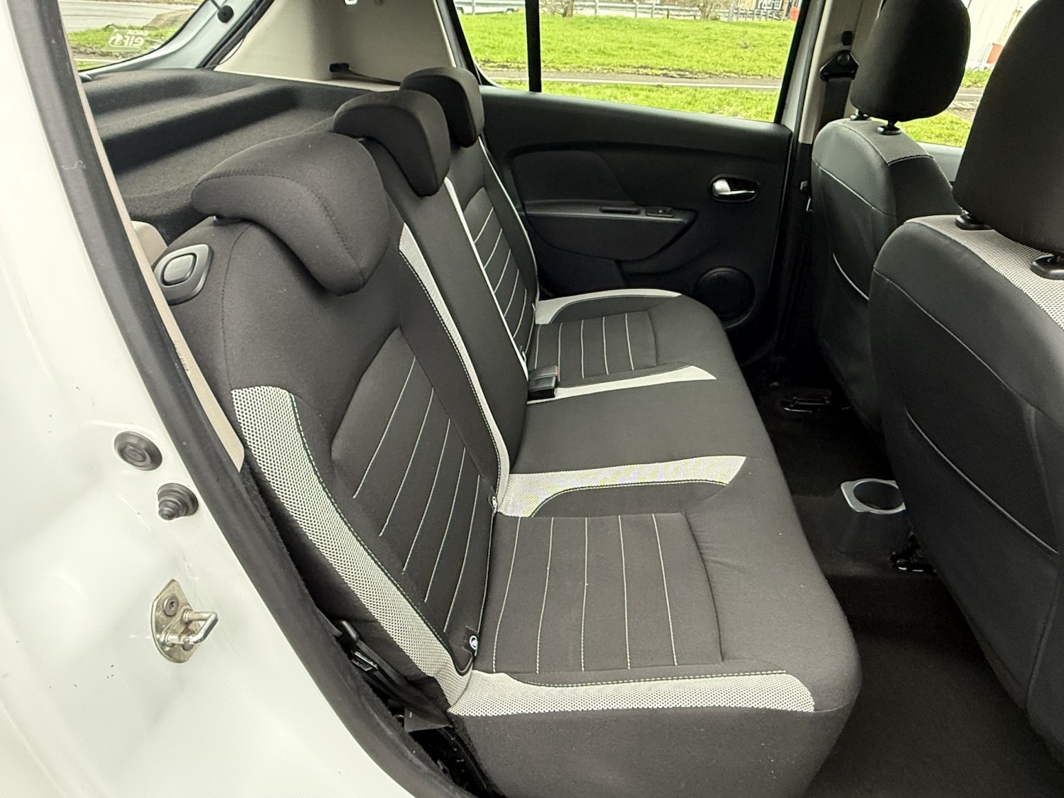 Used Dacia Sandero Stepway 2019 for sale - 77639010: Photo 12