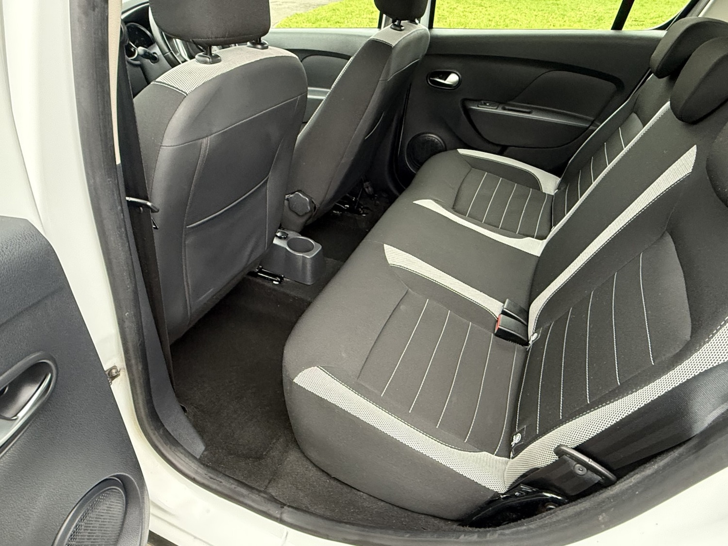 Used Dacia Sandero Stepway 2019 for sale - 77639010: Photo 14