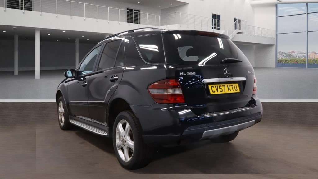 Used Mercedes-Benz M Class 2007 for sale - 77668485: Photo 3
