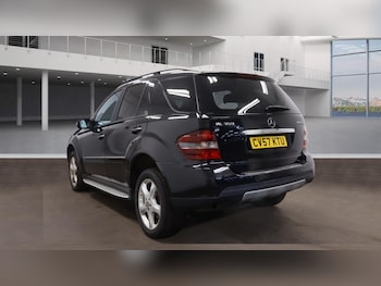 Used Mercedes-Benz M Class 2007 for sale - 77668485: Photo