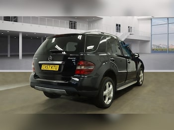 Used Mercedes-Benz M Class 2007 for sale - 77668485: Photo