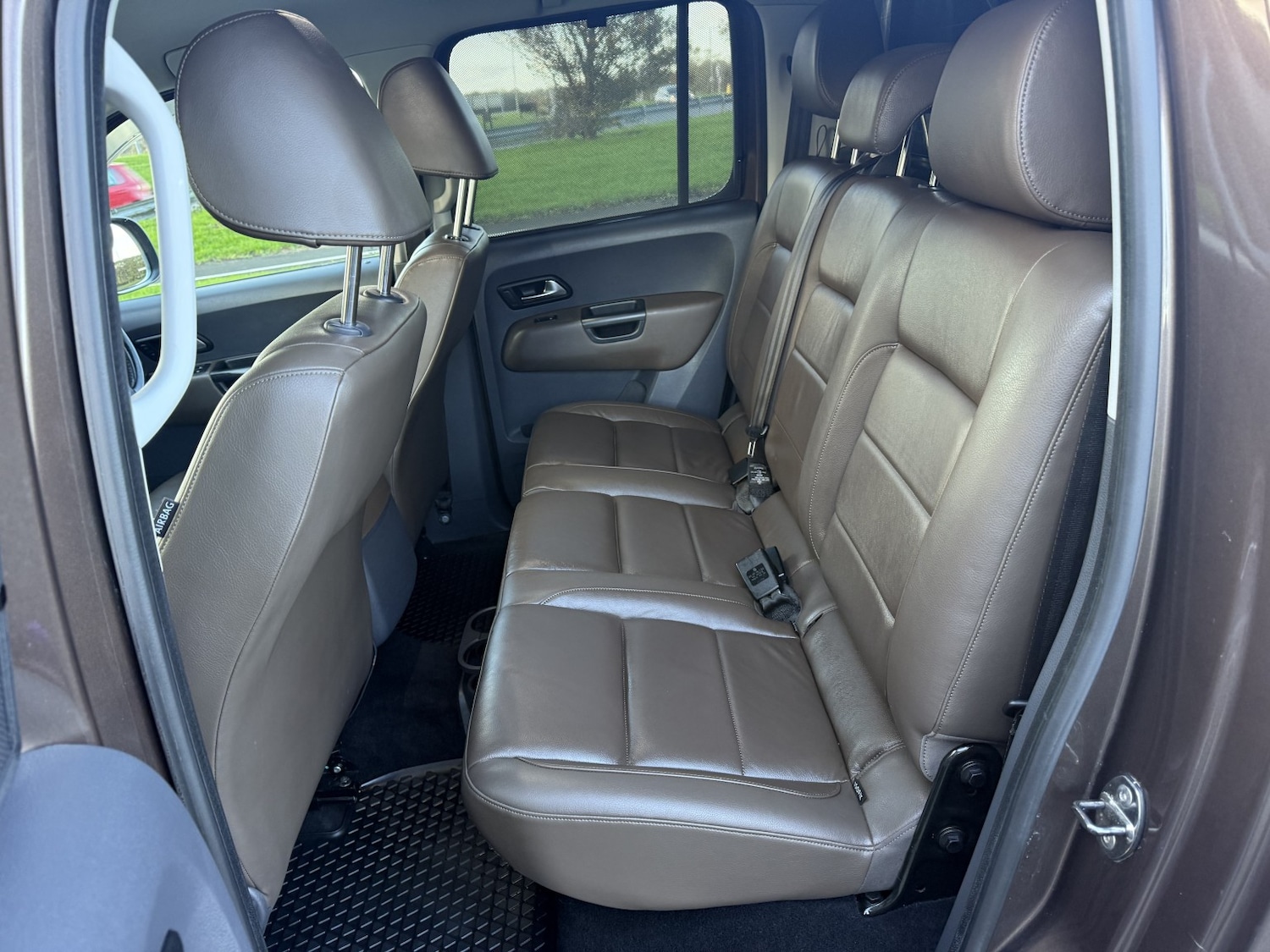 Used Volkswagen Amarok 2012 for sale - 76439875: Photo 12