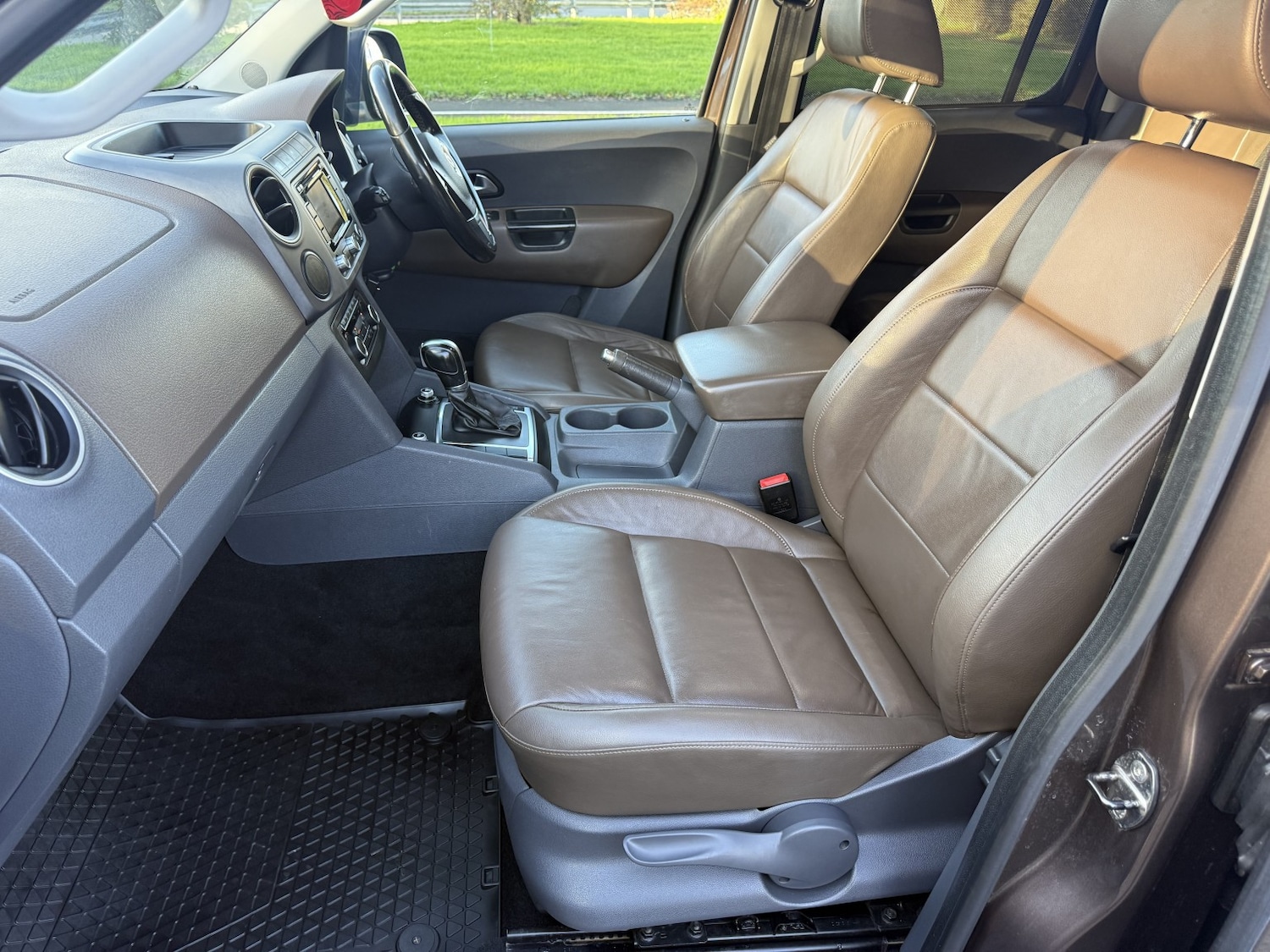 Used Volkswagen Amarok 2012 for sale - 76439875: Photo 19