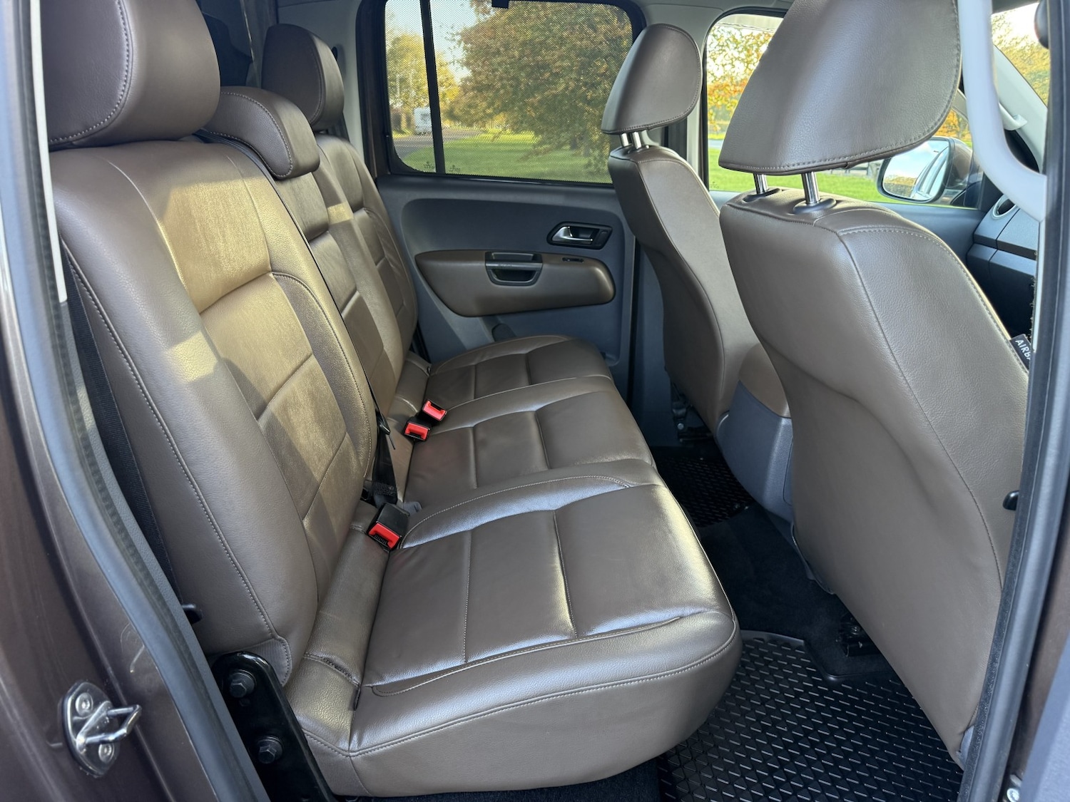 Used Volkswagen Amarok 2012 for sale - 76439875: Photo 23