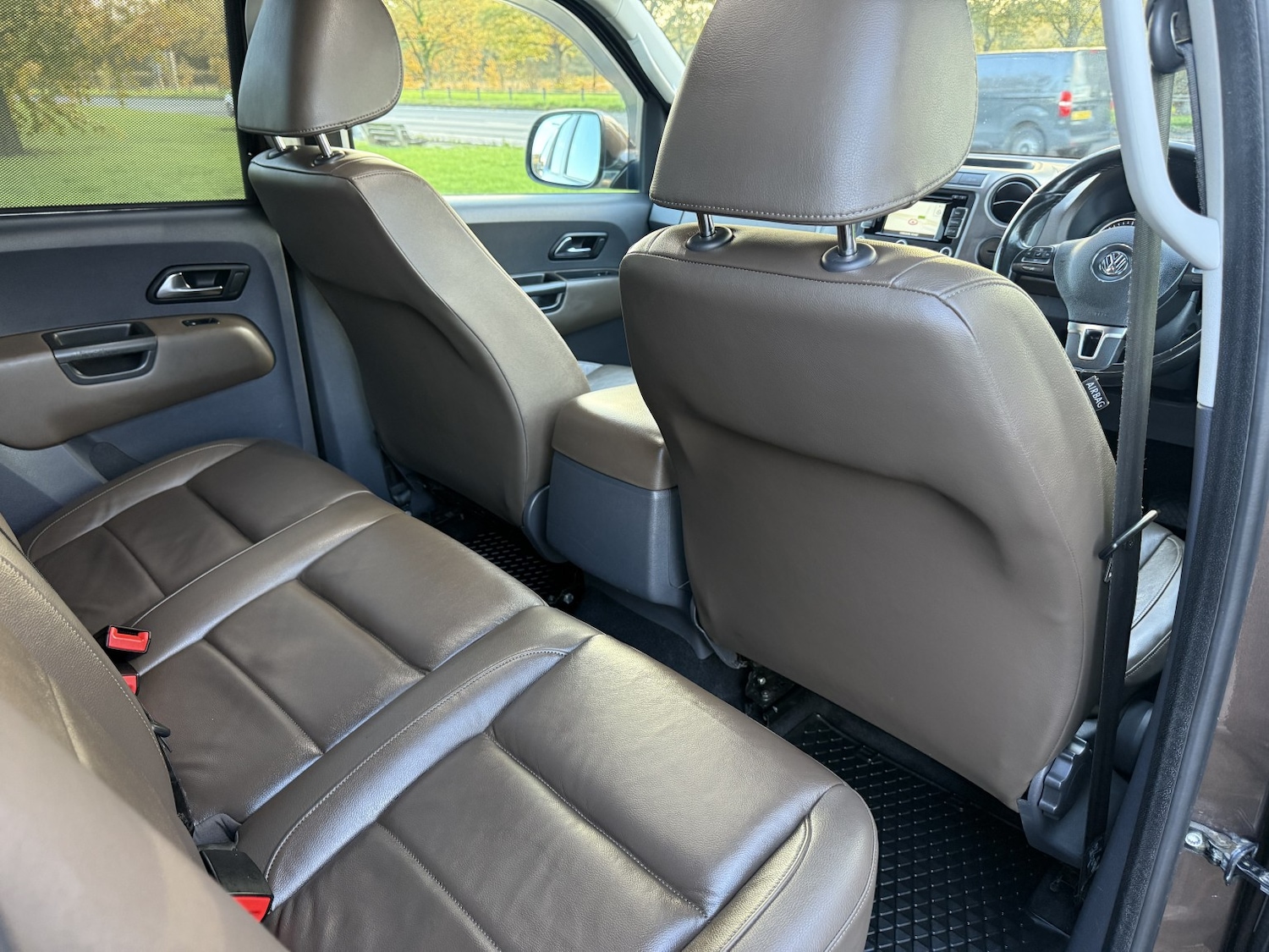 Used Volkswagen Amarok 2012 for sale - 76439875: Photo 24