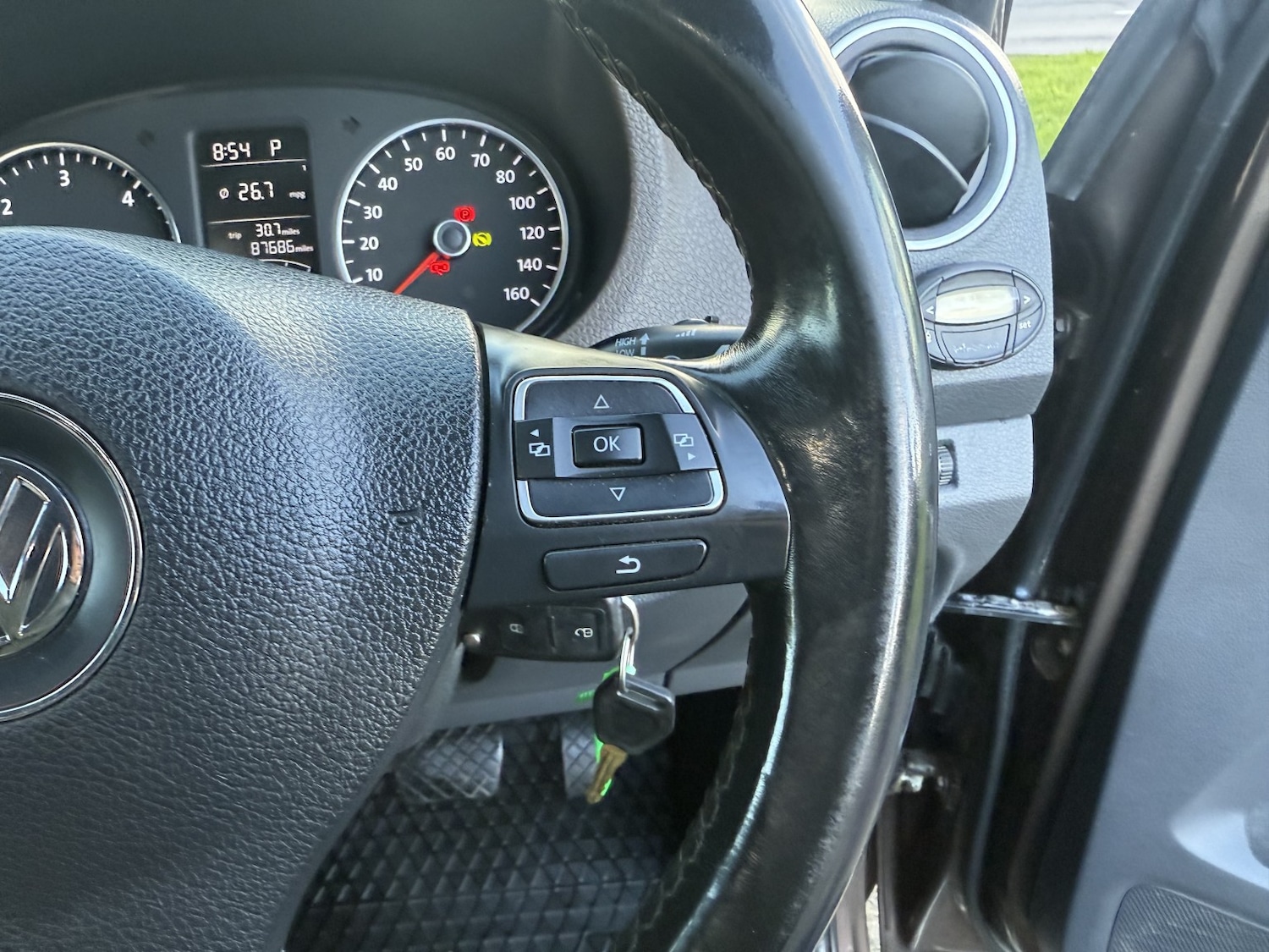 Used Volkswagen Amarok 2012 for sale - 76439875: Photo 30