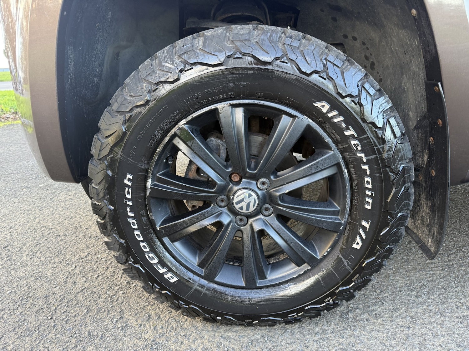 Used Volkswagen Amarok 2012 for sale - 76439875: Photo 37