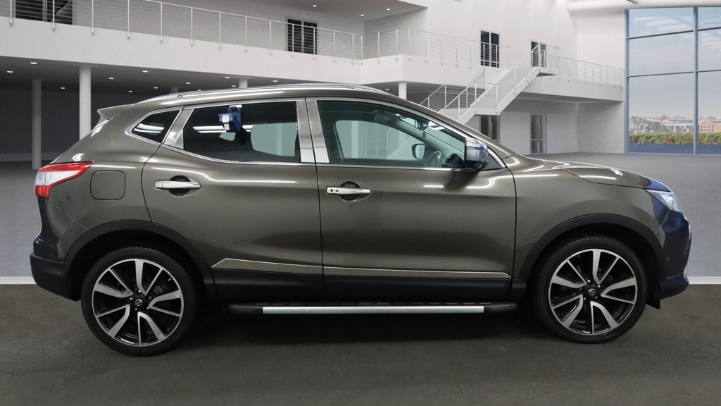 Used Nissan Qashqai 2014 for sale - 77668472: Photo 5