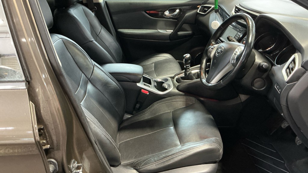 Used Nissan Qashqai 2014 for sale - 77668472: Photo 8