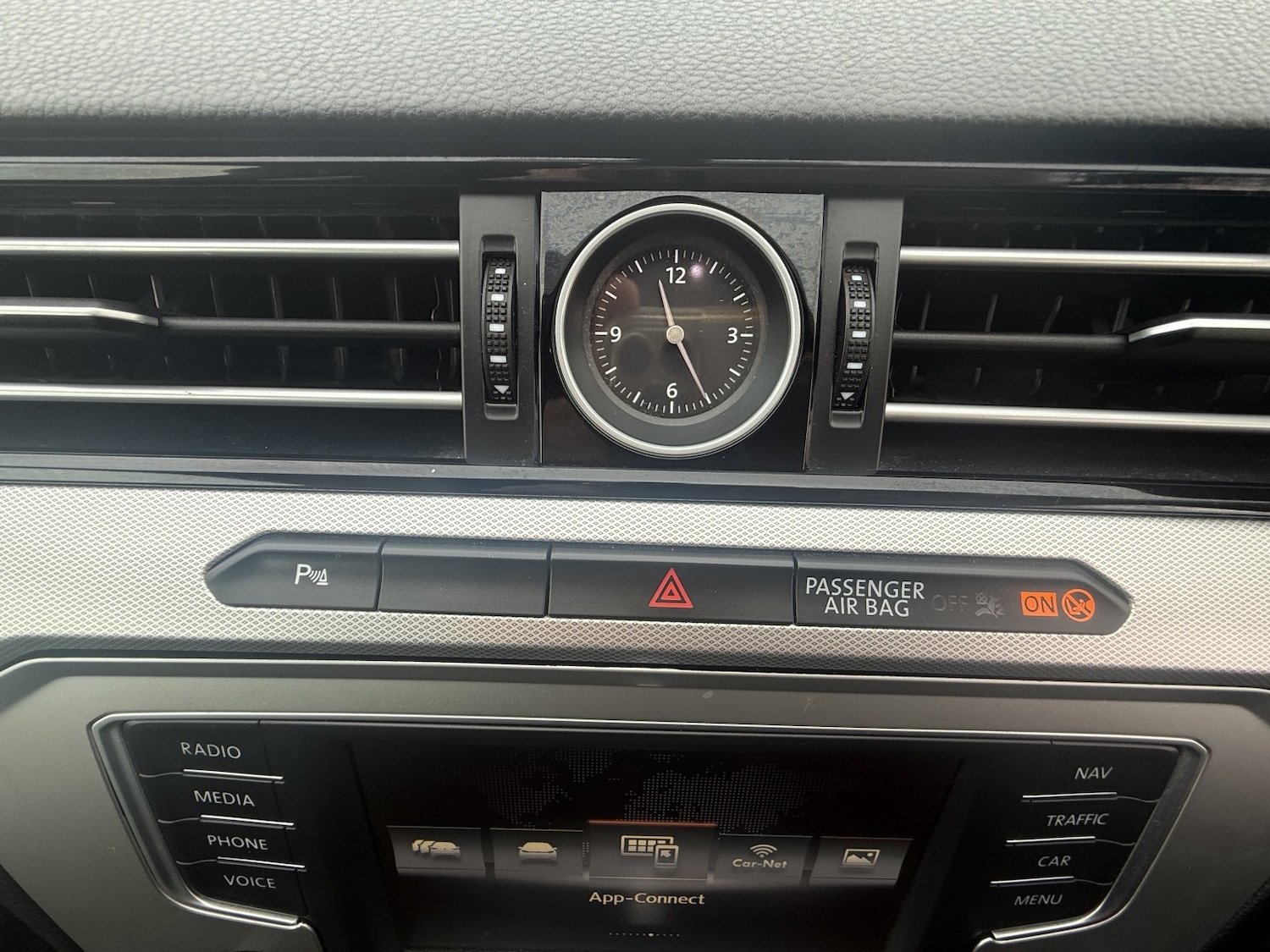 Used Volkswagen Passat 2016 for sale - 77639001: Photo 29