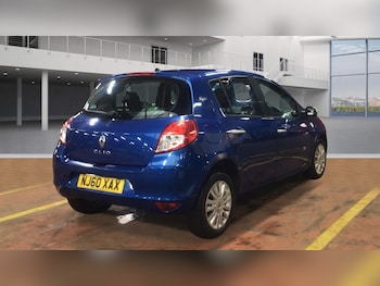 Used Renault Clio 2010 for sale - 76777243: Photo