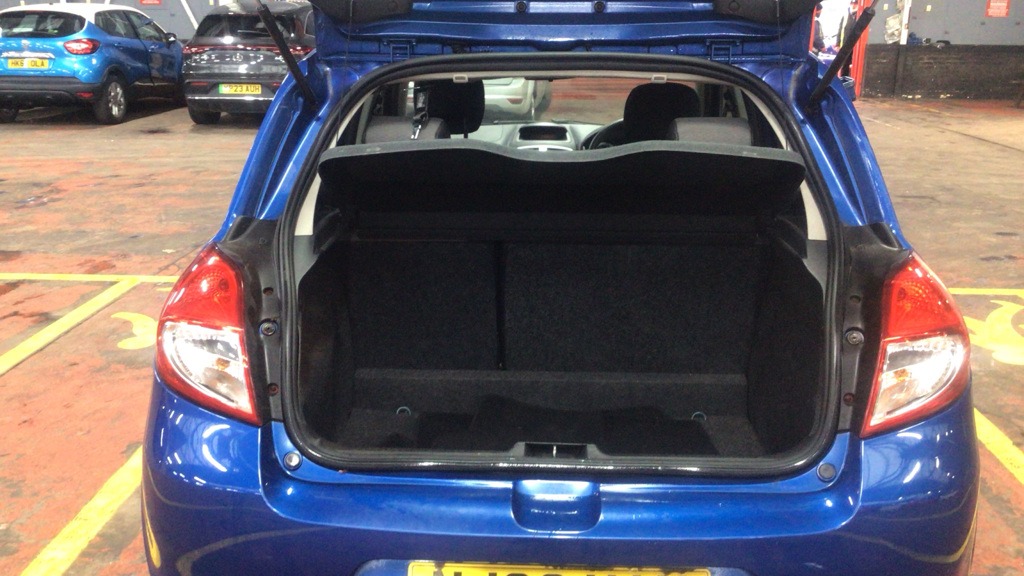 Used Renault Clio 2010 for sale - 76777243: Photo 7