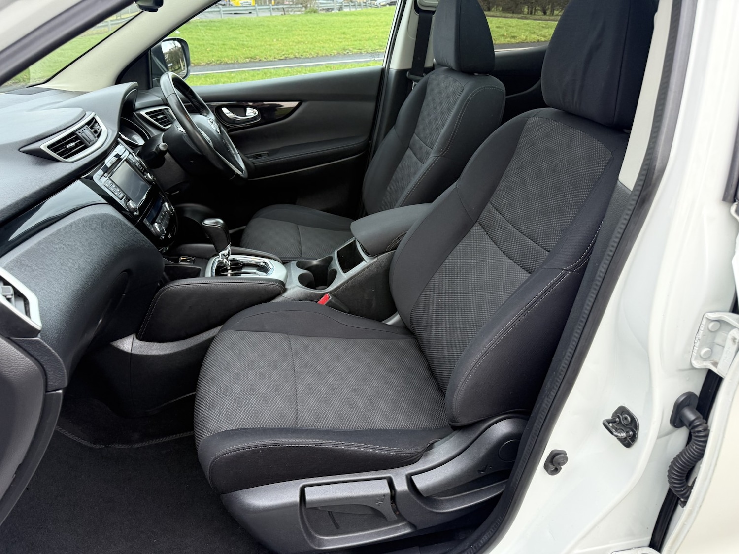 Used Nissan Qashqai 2017 for sale - 77303723: Photo 26