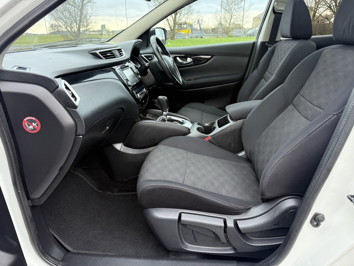 Used Nissan Qashqai 2017 for sale - 77303723: Photo 27