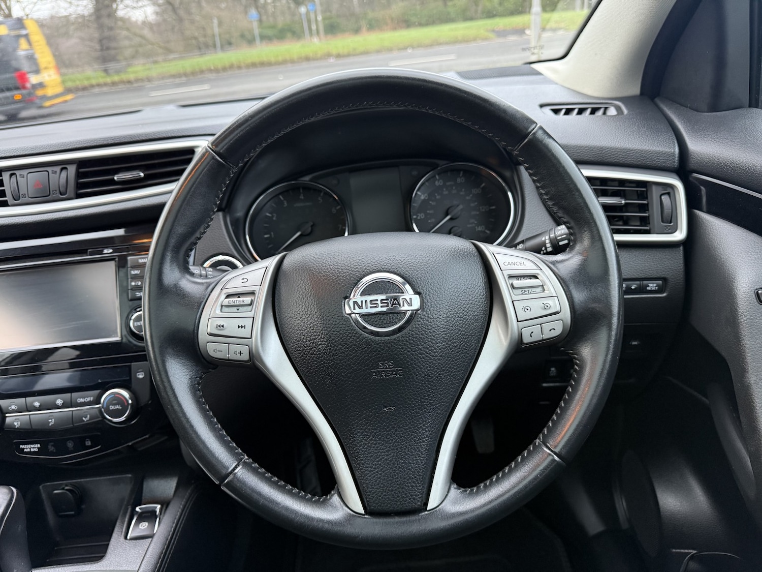 Used Nissan Qashqai 2017 for sale - 77303723: Photo 30