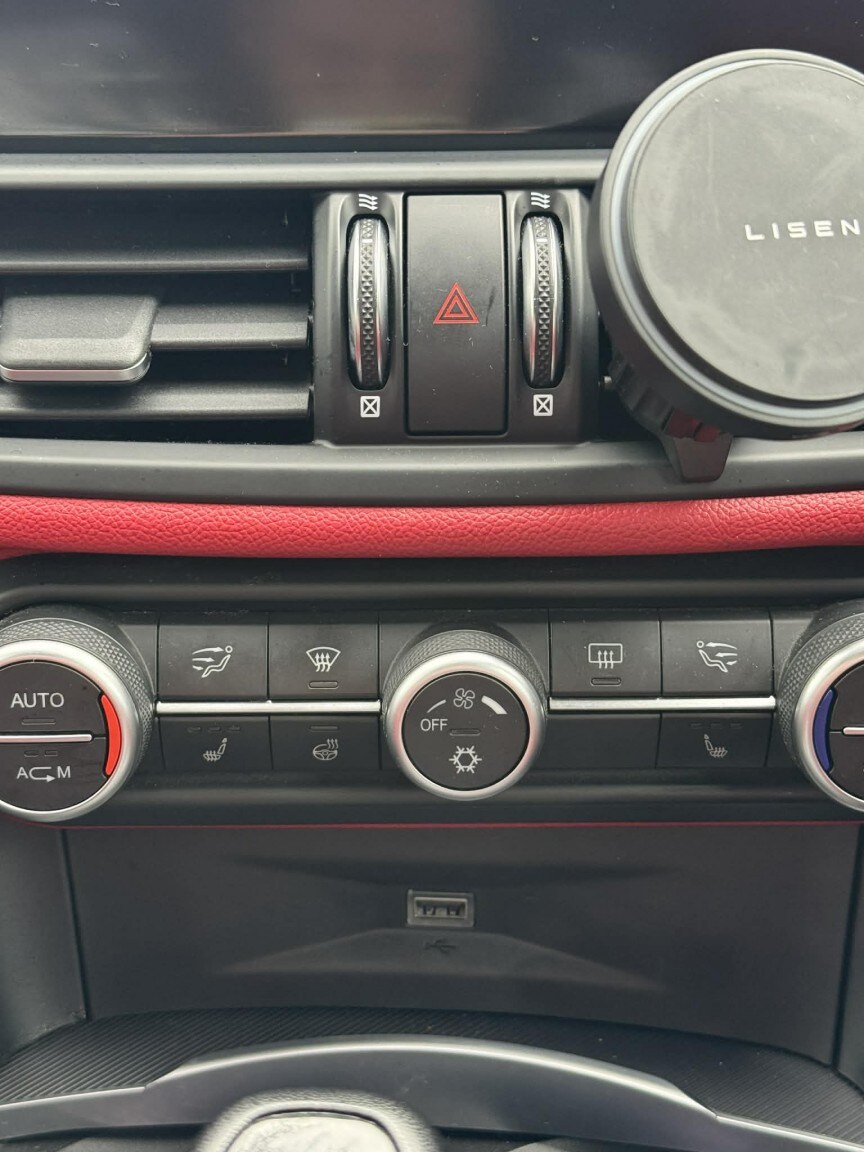 Used Alfa Romeo Giulia 2017 for sale - 77609956: Photo 27