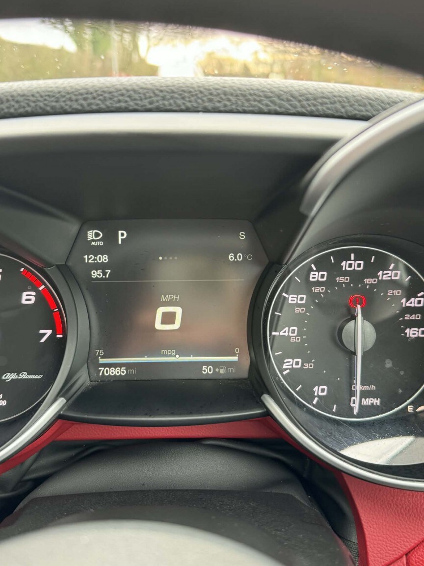 Used Alfa Romeo Giulia 2017 for sale - 77609956: Photo 31