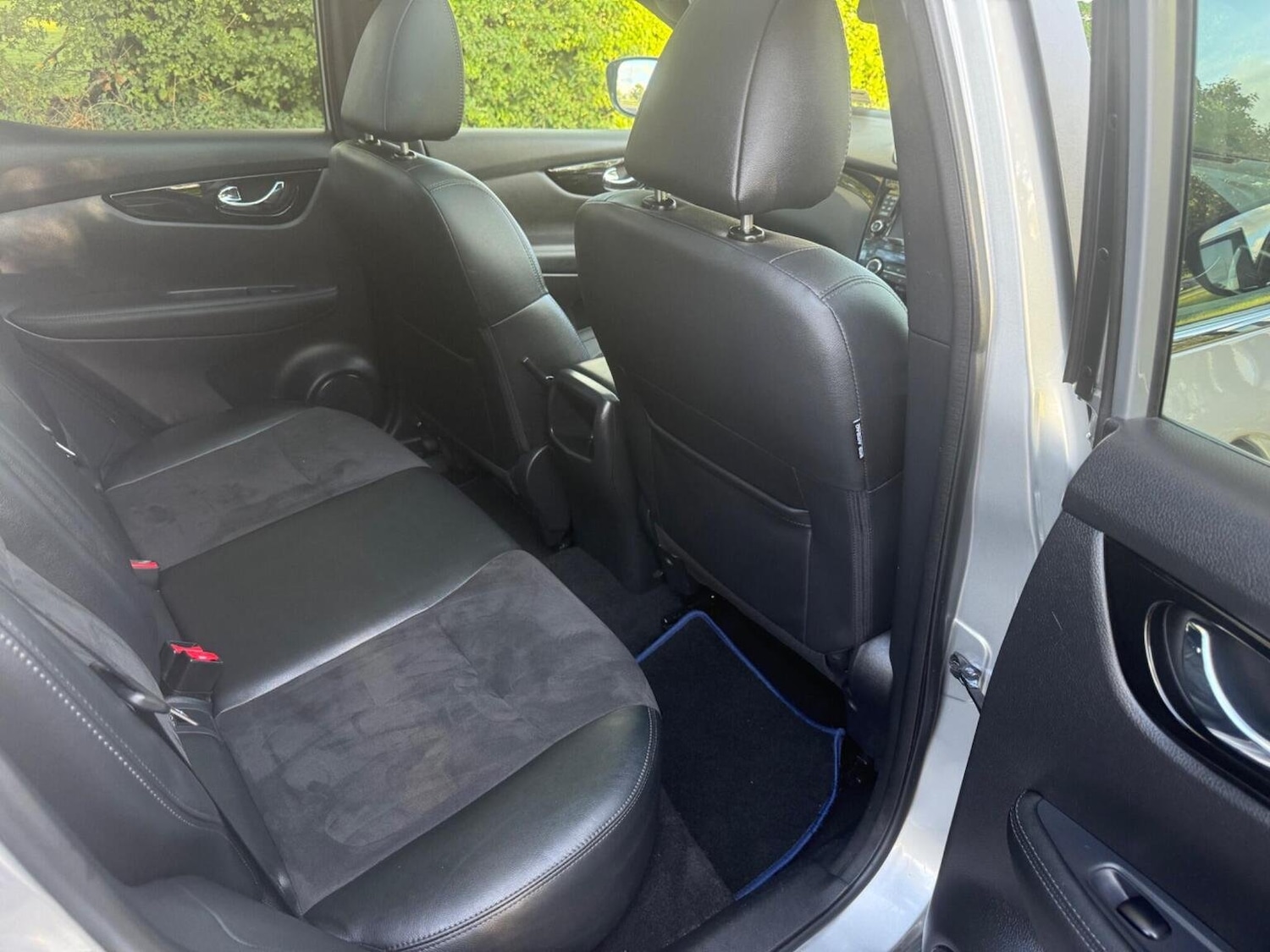 Used Nissan Qashqai 2017 for sale - 76352254: Photo 17